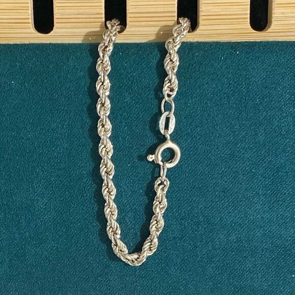 AUS Sterling 925 Silver Twisted Rope Bracelet - Picture 13 of 16